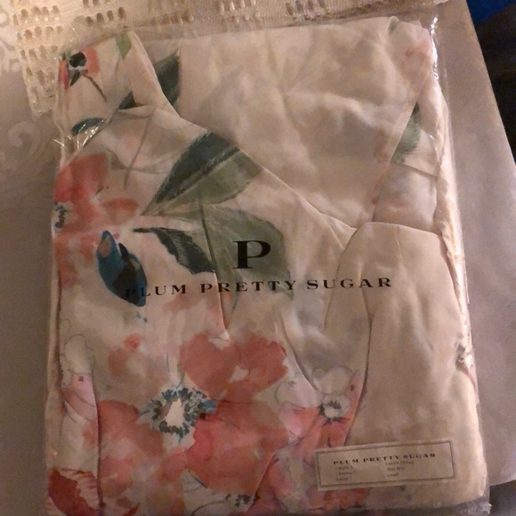 Plum Pretty Sugar Lottie dress - Picture 2 of 4